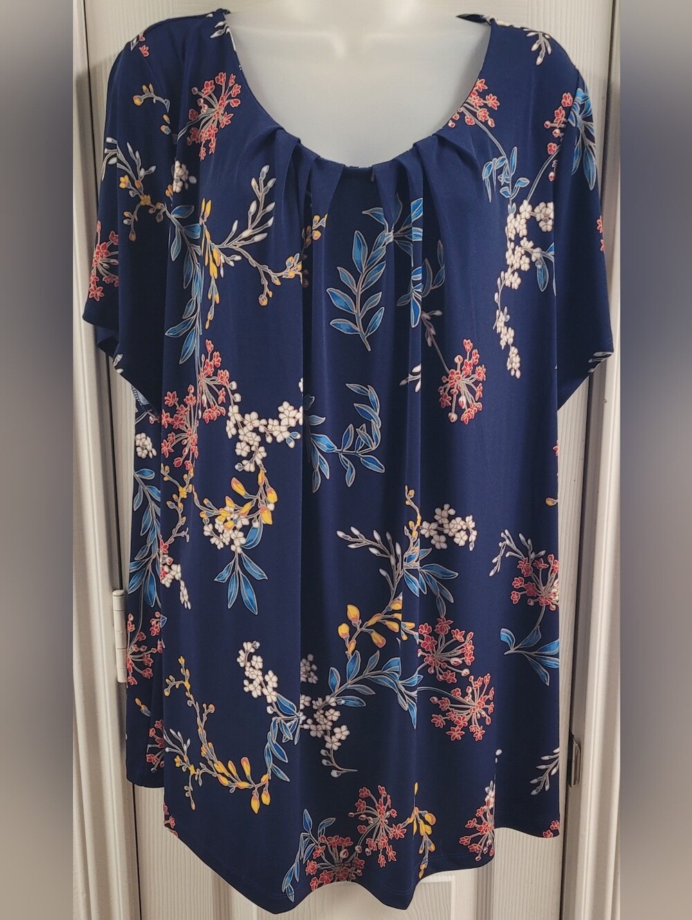 Liz Claiborne Navy Floral Top with Blue and Yellow Accents